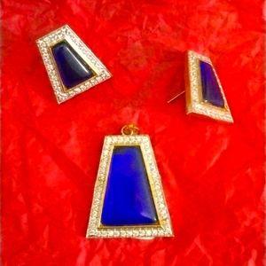Pendant and earrings